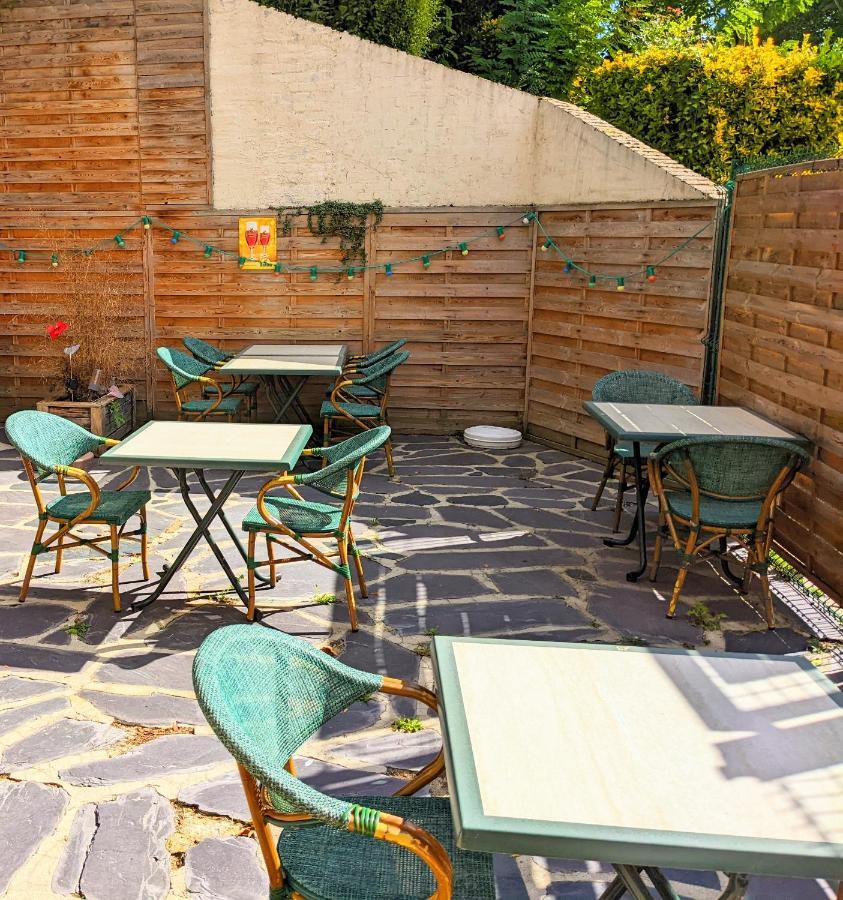Auberge Des Remparts Péronne エクステリア 写真