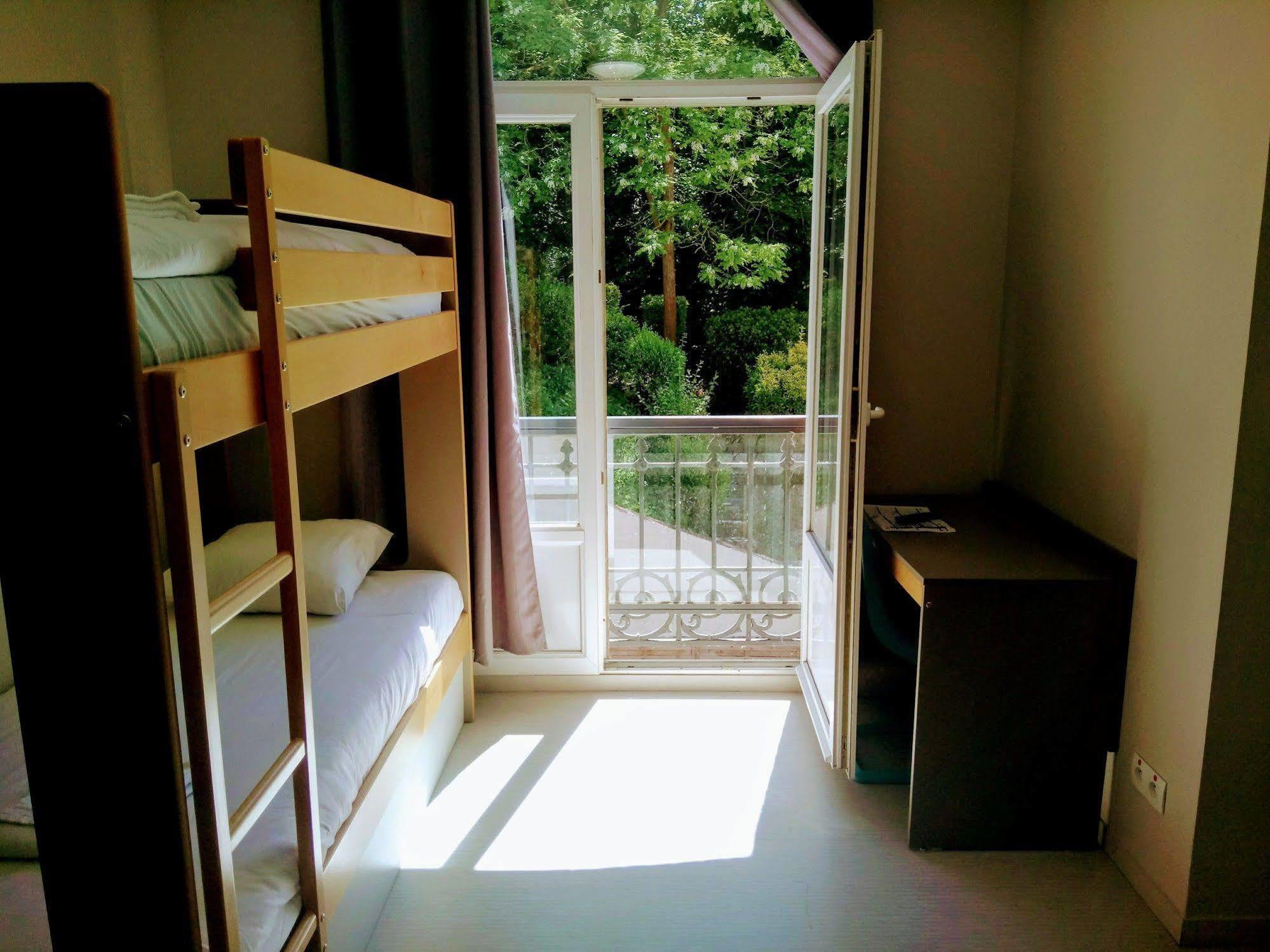 Auberge Des Remparts Péronne エクステリア 写真